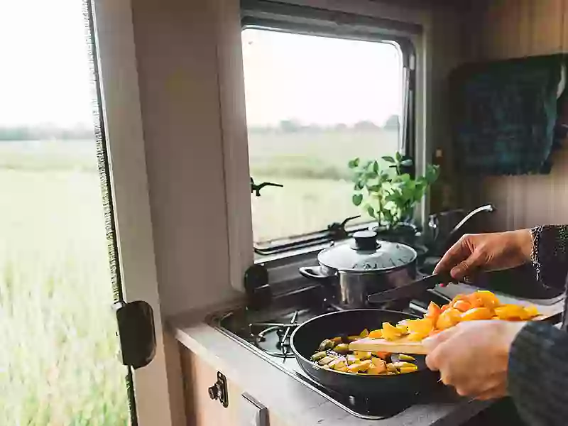 Küche im Ahorn Wohnmobil